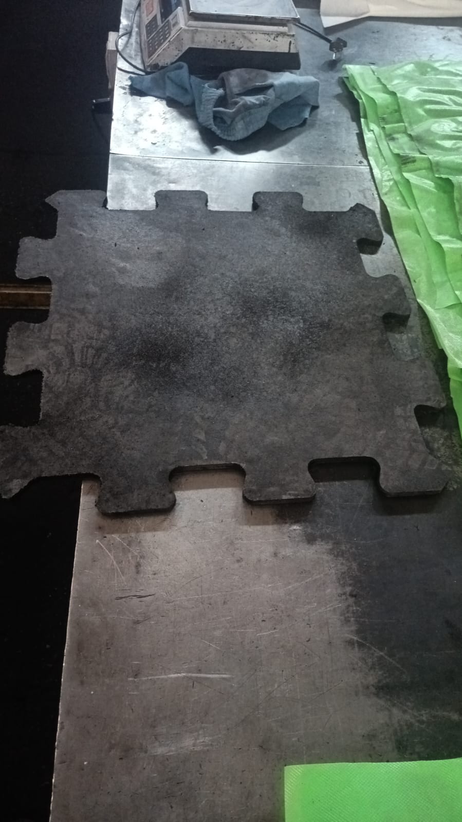 Foto METALGOM 44